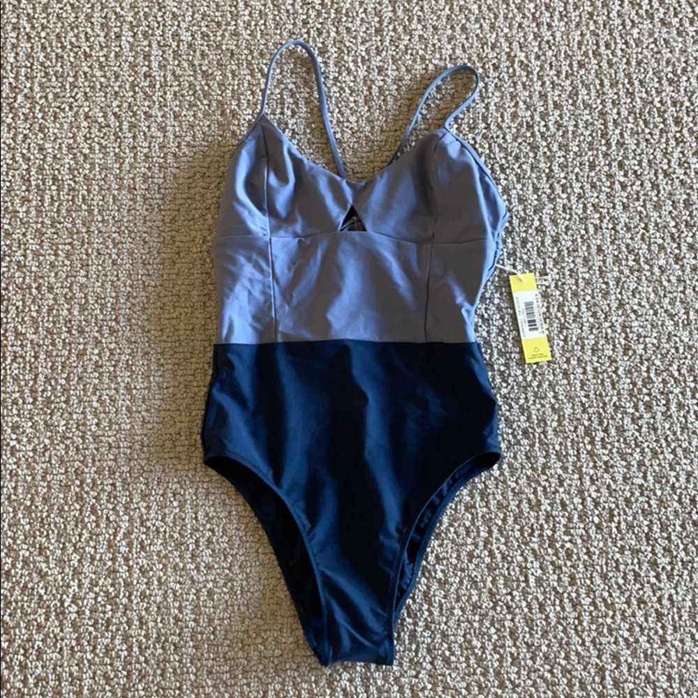 Summersalt swan dive one piece swimsuit sz 4